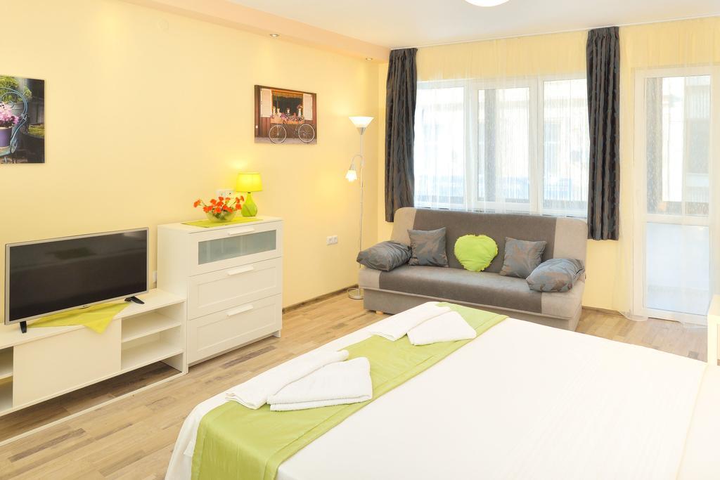 Central Studio 1 Burgas Exterior photo